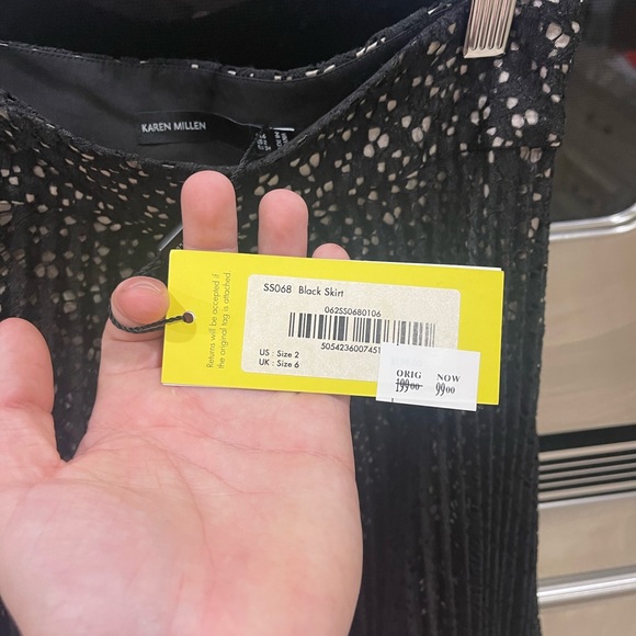 Karen Millen Women’s Black Skirt Brand New With Tags - Picture 3 of 4